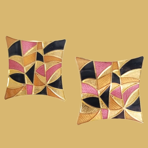 Vintage Gold Metallic Enamel Pierced Post Earrings - Picture 10 of 15